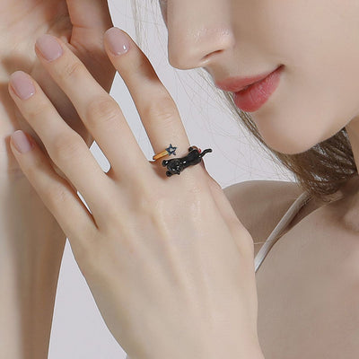 Elegant Black Cat Ring