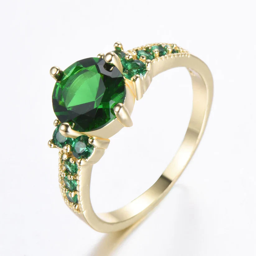 Celia Ferrowyn Elegant Gold Ring