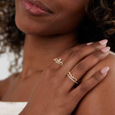 Aura - Elegant Crystal Ring