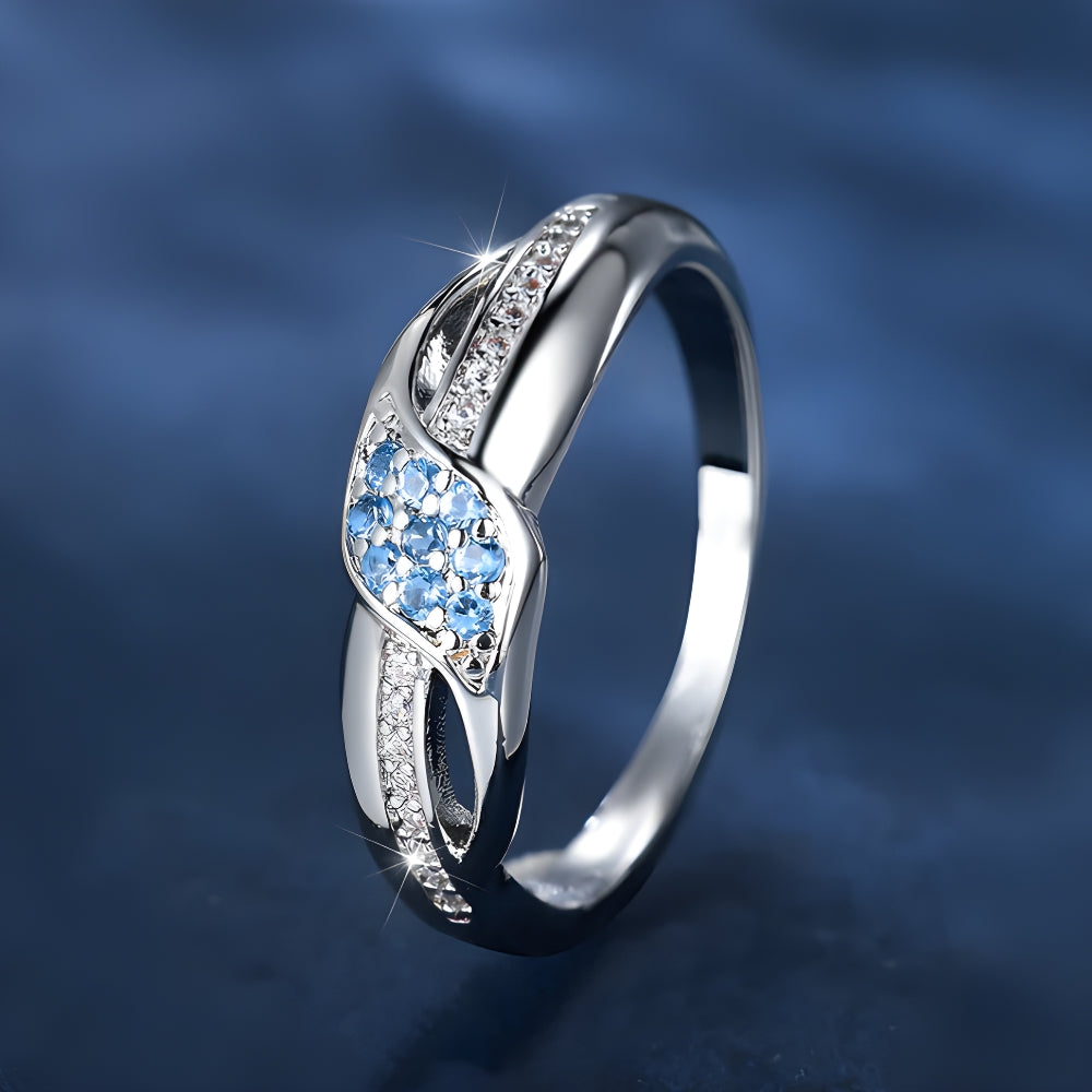 Silent Waves – 925 Silver Ring with Blue Crystal