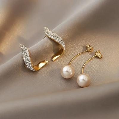 Elegant Gold Pearl Dangle Earrings