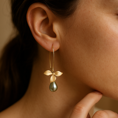 Erzulie | Golden Leaf Earrings