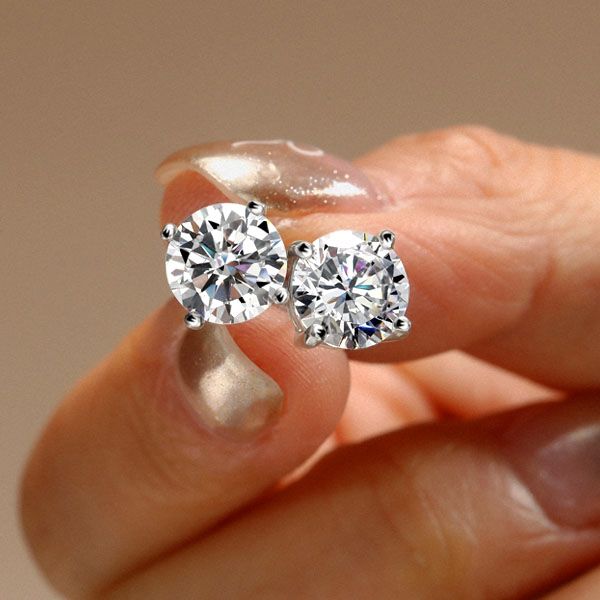 Zora | Women's Round Cut Silver Stud Earrings