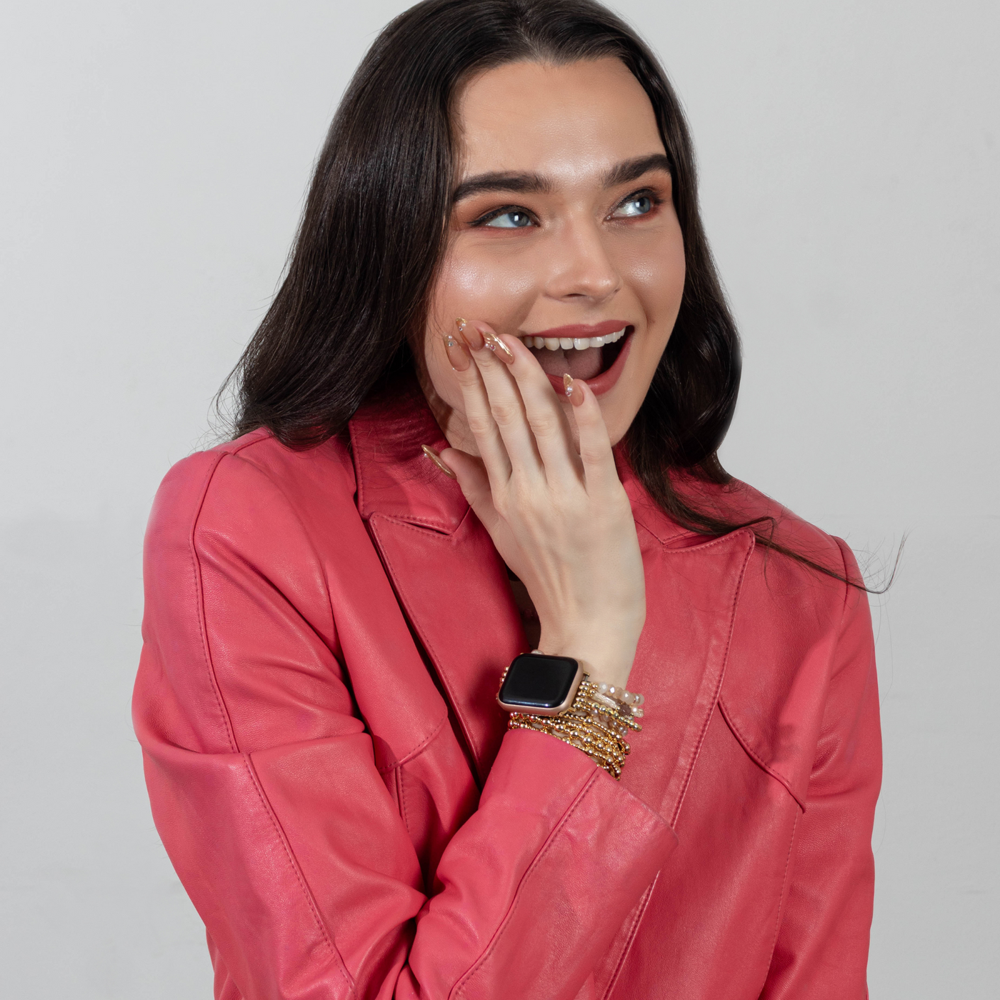 Ava | Elegant Gold Bracelet Collection