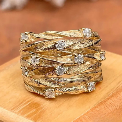 Vintage™ | Women's Gold Ring with Crystal Accents