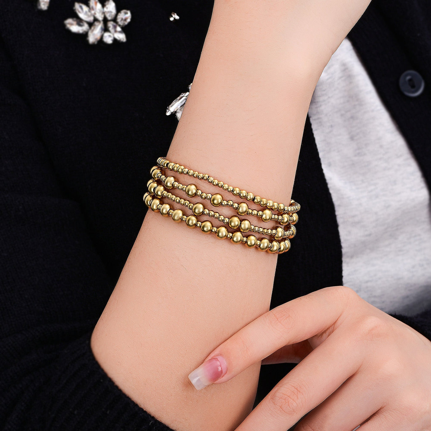 Ava | Elegant Gold Bracelet Collection