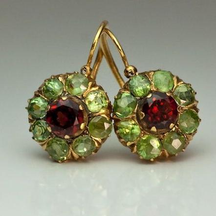 Chic Round Green and Red Crystal Earrings