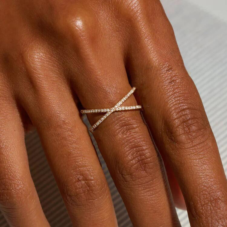 Nia 18k Gold Cross Ring