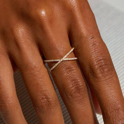 Nia 18k Gold Cross Ring