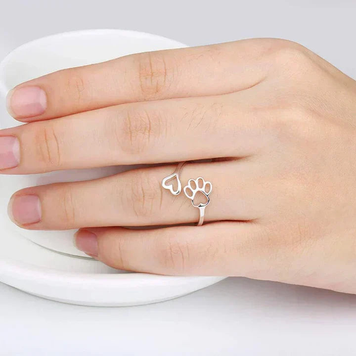 Calder™ | Adjustable Heart-Paw Ring