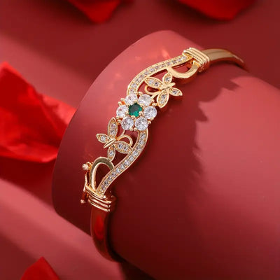 Gold Isla Beaumont Bracelet