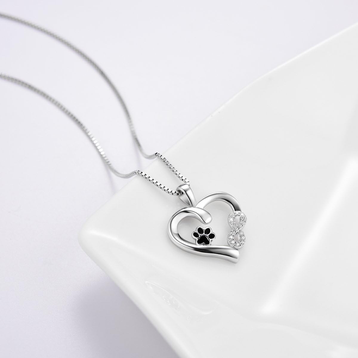 Althea™ | Infinity Necklace with Paw and Heart Design