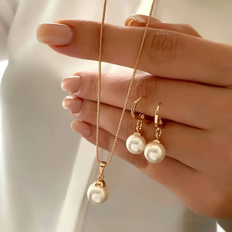 Elegant Golden Pearl Jewelry Collection