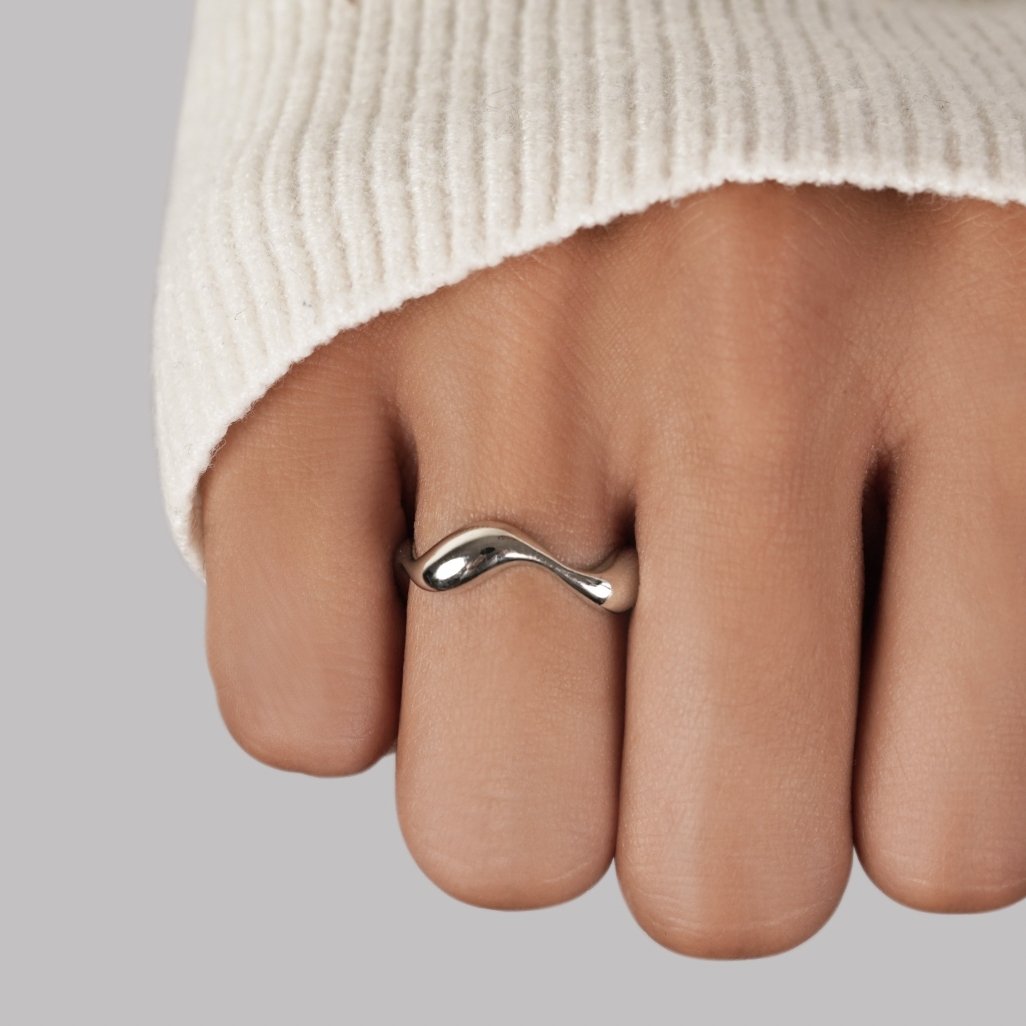 Hope | Waves - Sleek Minimalist Ring