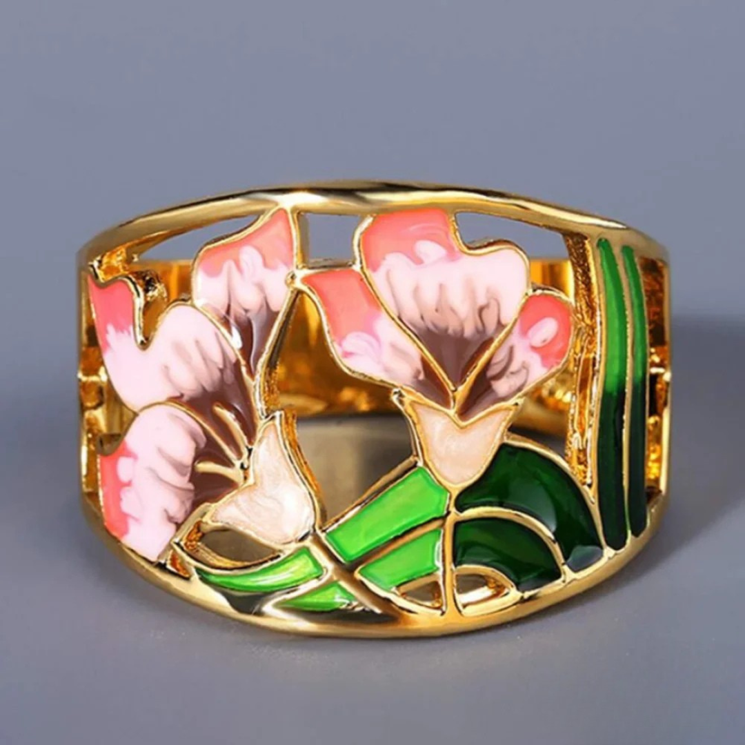 Chic Floral Gold Enamel Ring