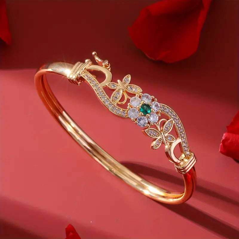 Gold Isla Beaumont Bracelet