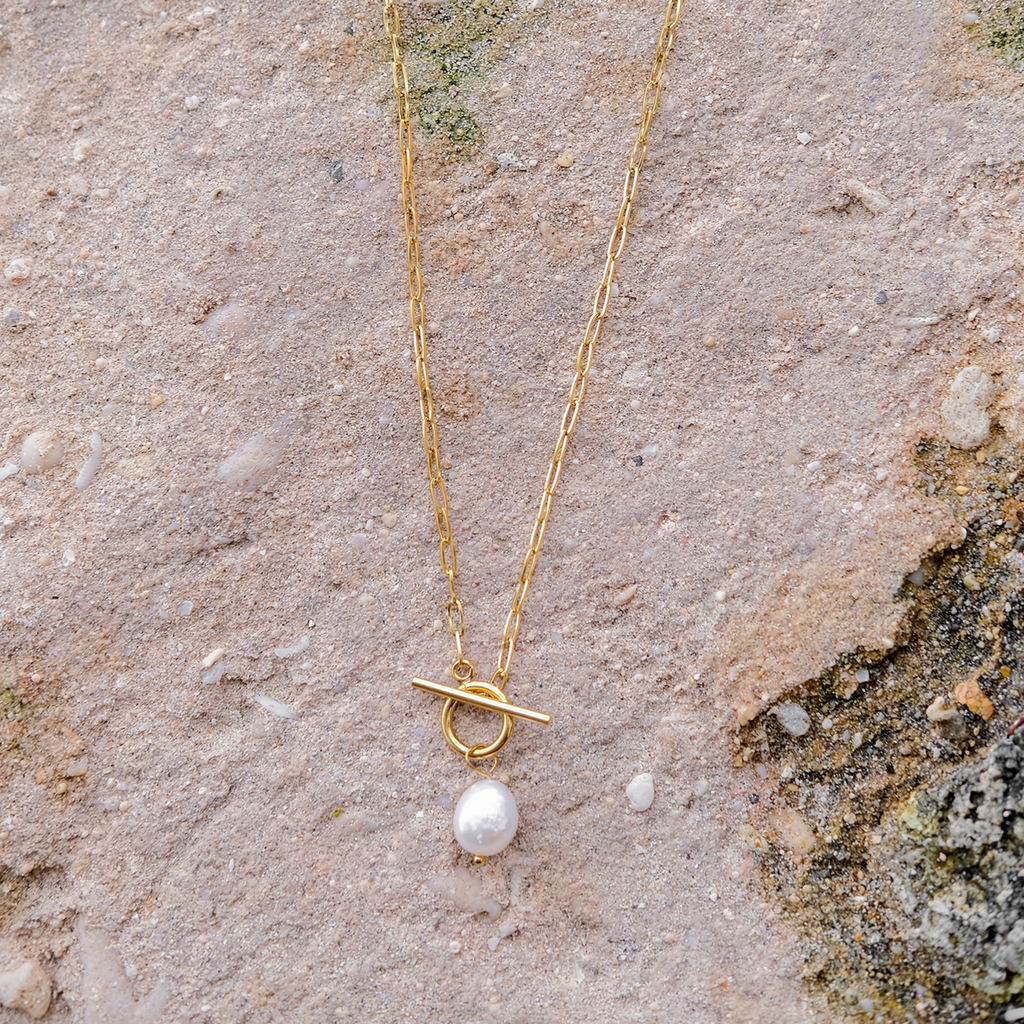 14k Gold Aphrodite Necklace Adorned with Freshwater Pearls
