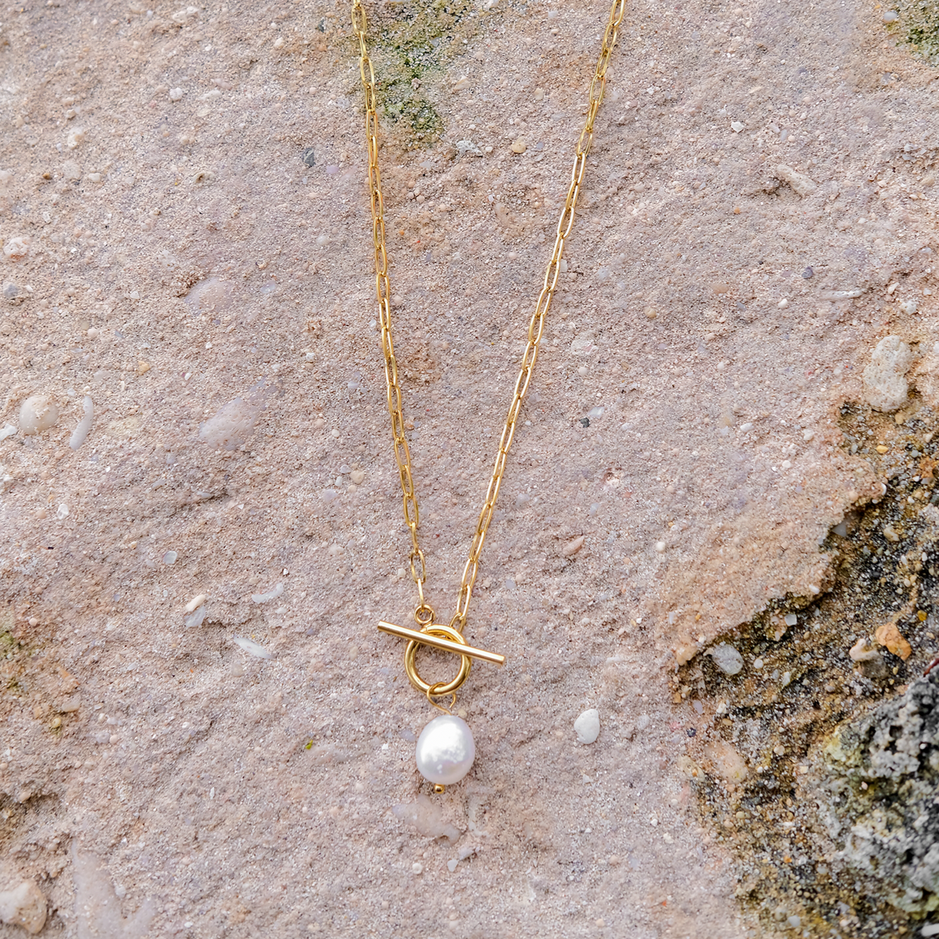 14k Gold Aphrodite Necklace Adorned with Freshwater Pearls