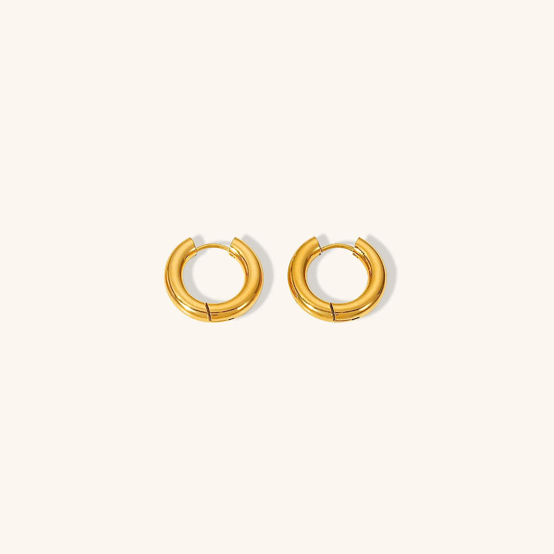 Statement Round Earrings in 18k Gold
