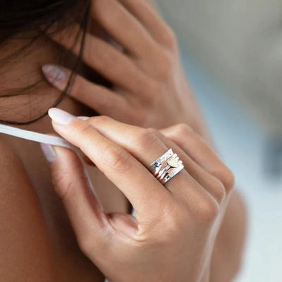 Rotating Heart Ring.