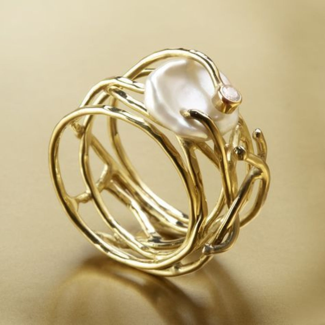 Vintage-Inspired Gold Pearl Ring