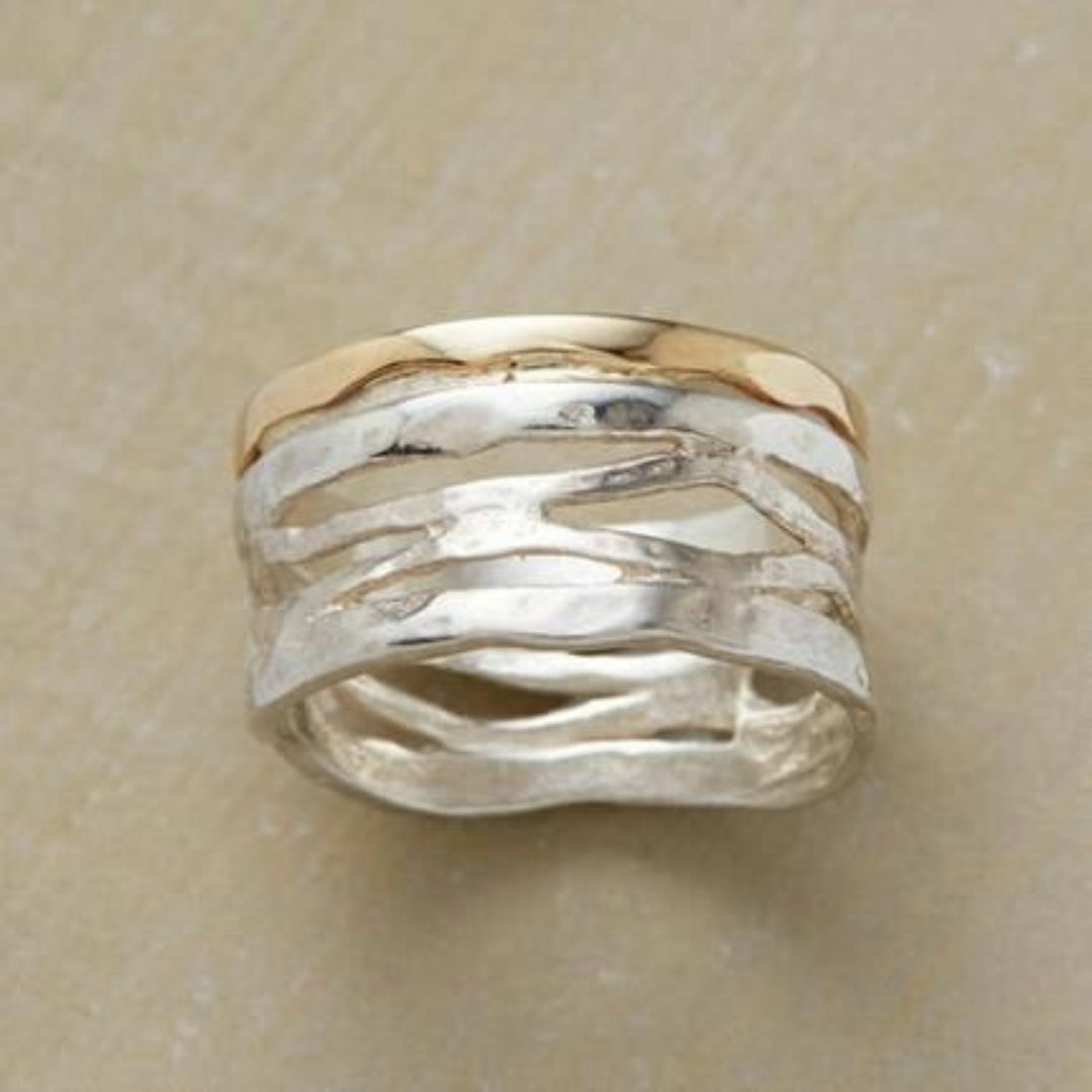 Retro Gold and Silver Openwork Ring
