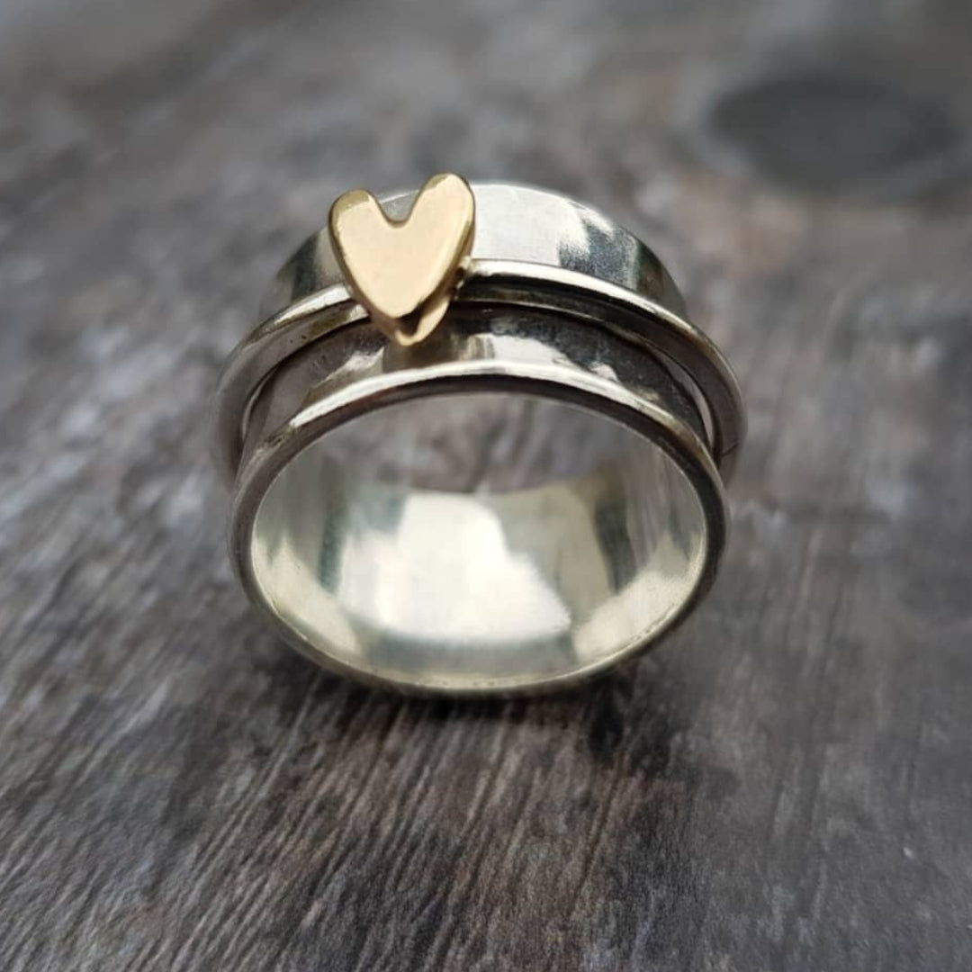 Lena™ | Women's Vintage Silver Ring Featuring a Gold Heart