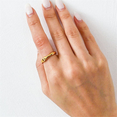 Dianne 18k Gold Stacking Ring