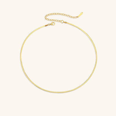 Gold Fish-Shaped Necklace by Elizabeth | 18k Gold