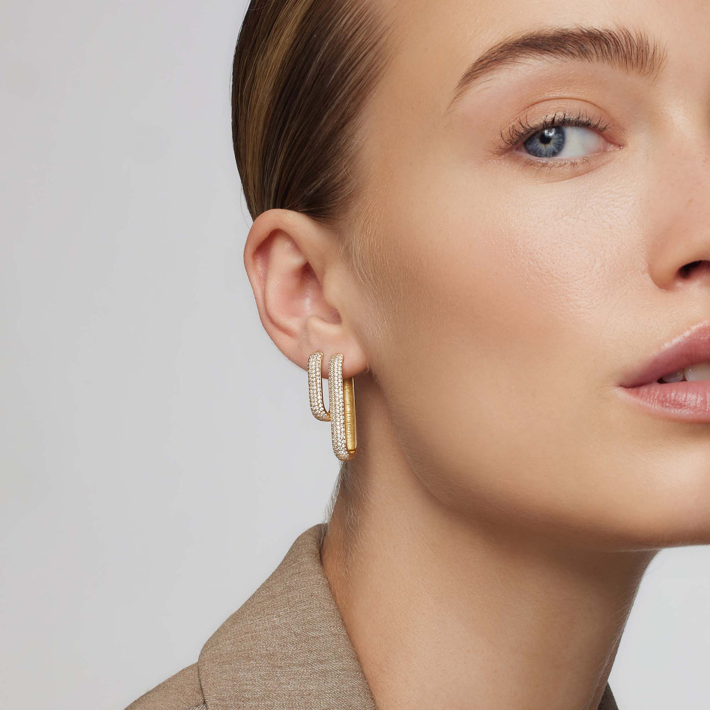 18k Gold Icon Pavé Hoop Earrings
