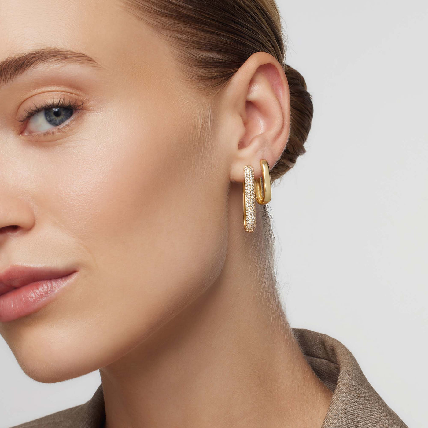 16k Gold Large Icon Pavé Hoop Earrings