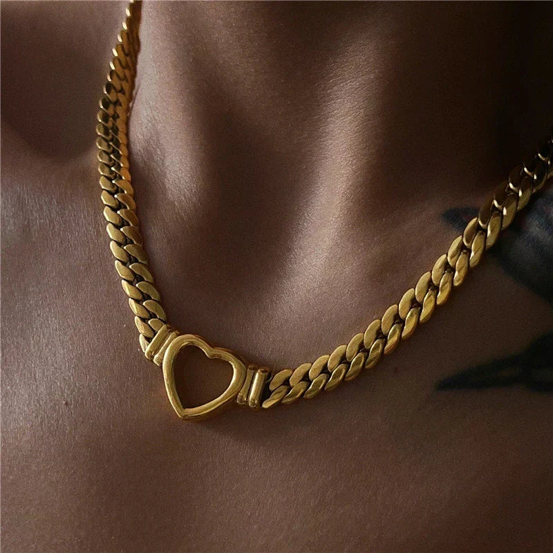 18k Gold Vali Necklace with Body Band