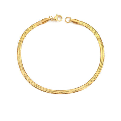 18k Gold Stella Necklace Featuring Braid and Fish Design