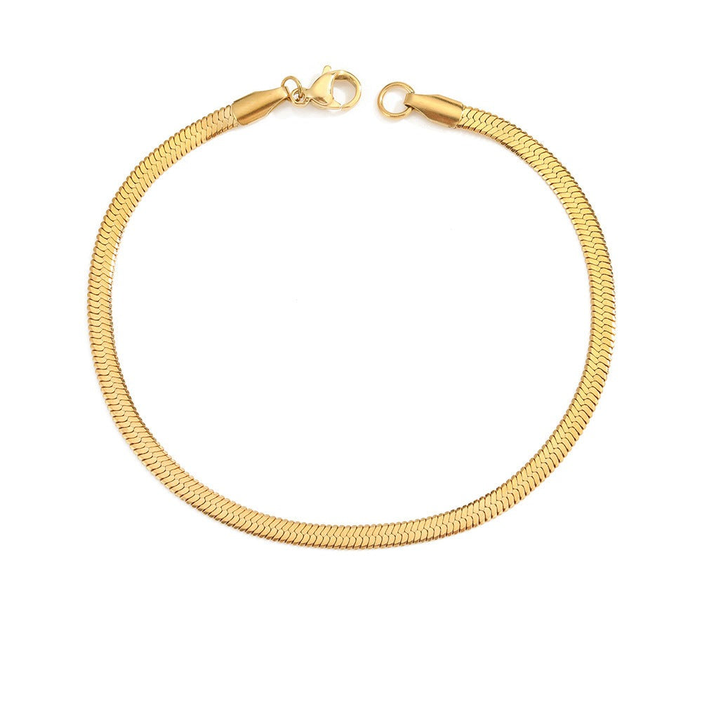 18k Gold Stella Necklace Featuring Braid and Fish Design
