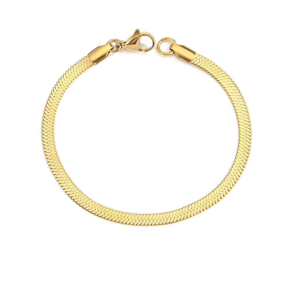 18k Gold Stella Necklace Featuring Braid and Fish Design