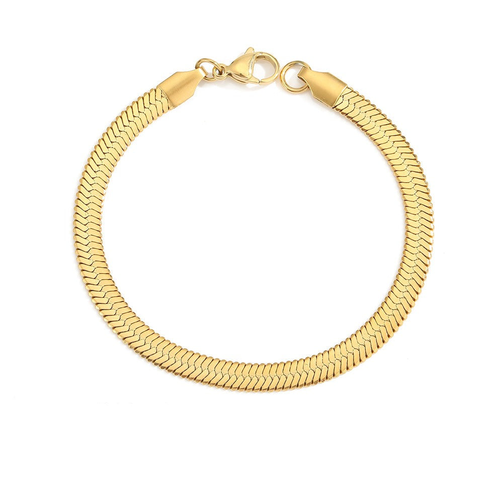 18k Gold Stella Necklace Featuring Braid and Fish Design
