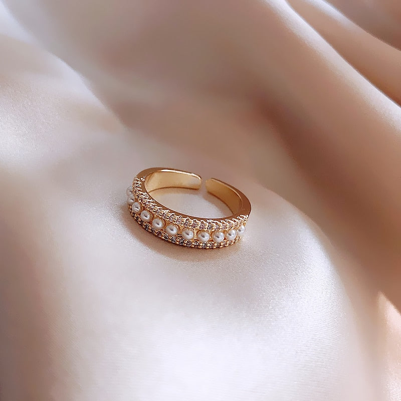Opulent Pearl and Gold Designer Ring