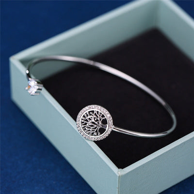 Chic Adjustable Tree of Life Bracelet for a Stunning Style