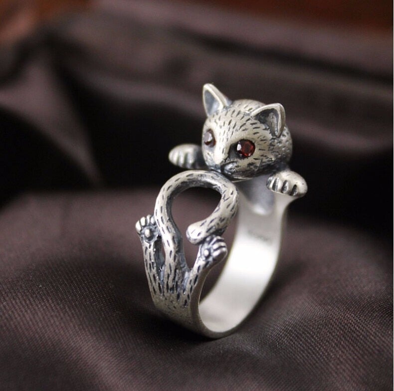 Adjustable Hand-Painted Cat Ring Crafted from 925 Sterling Silver