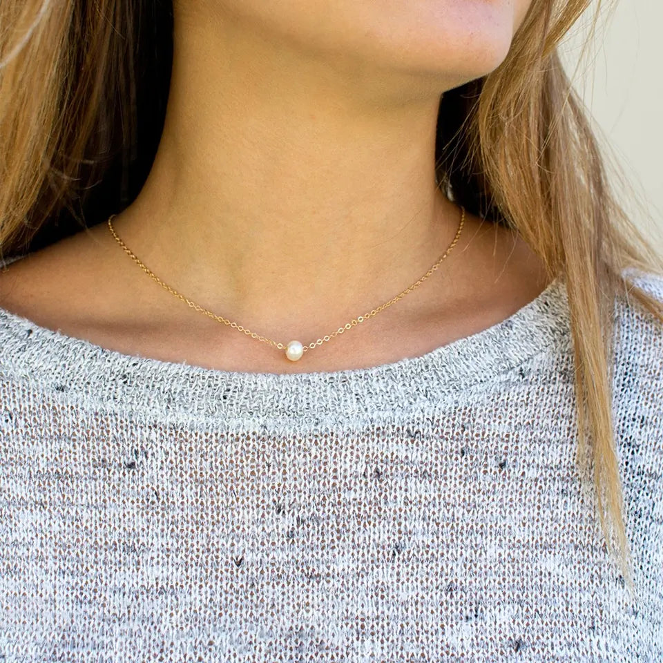 14k Gold Marianne Necklace Adorned with Freshwater Pearls