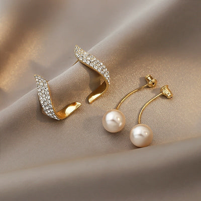 Victoria | Luxe Gold Pearl Earrings