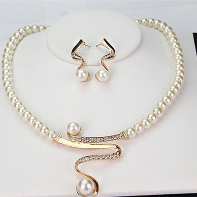 Stunning Natural Pearl Necklace and Earring Set for a Timeless Elegance