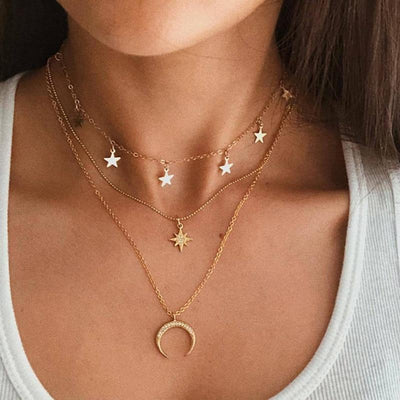 Elegant Gold Necklace Featuring a Delicate Moon Design