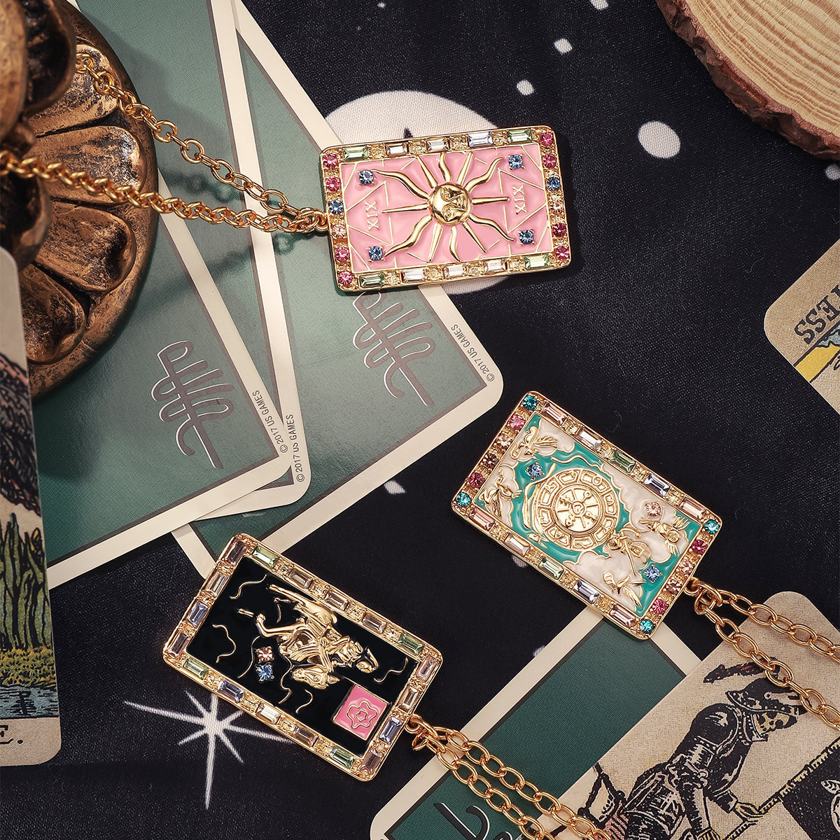 Tarot Card Necklace - Wheel of Fortune Design