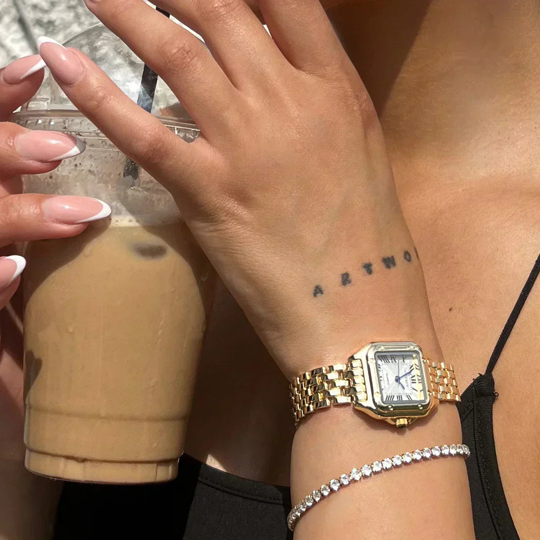 Fienna™ | Elegant Women's Gold Timepiece