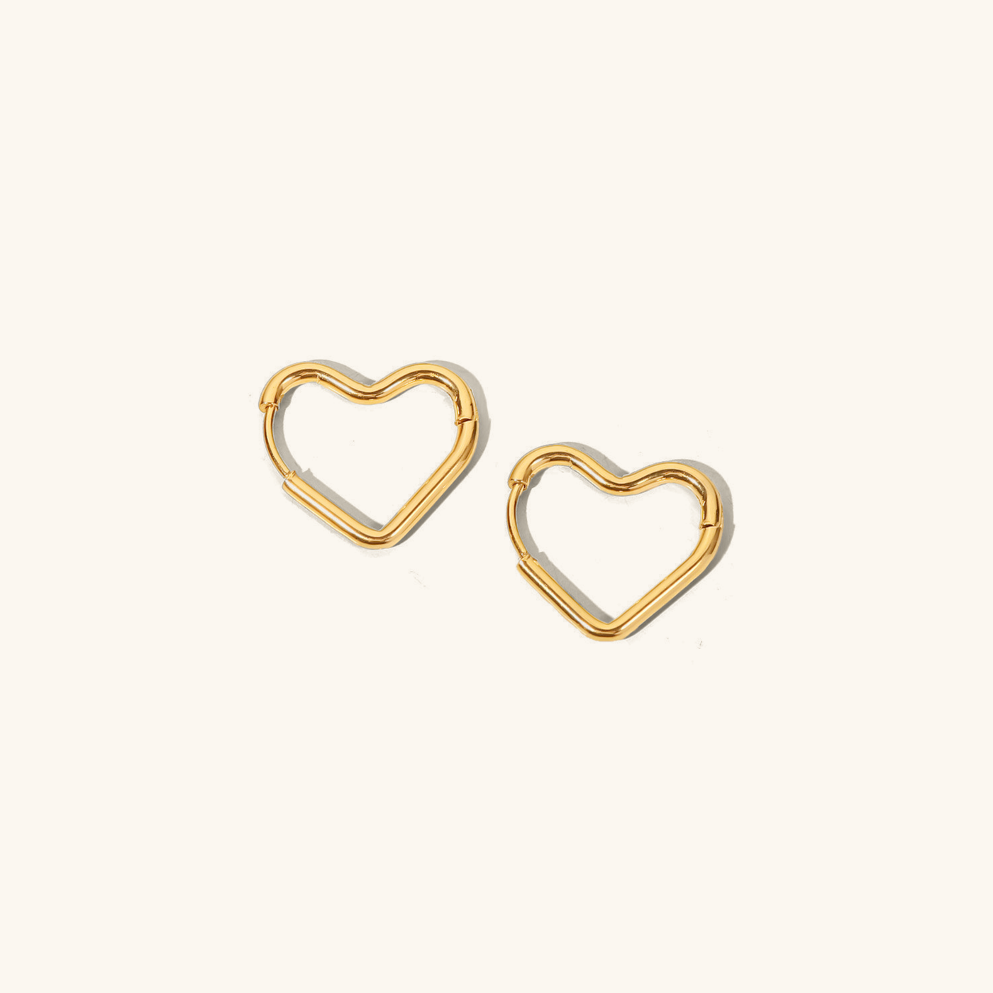 18k Gold Helena Heart Ring