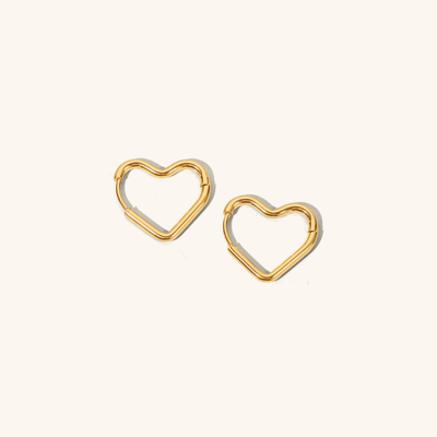 18k Gold Helena Heart Ring