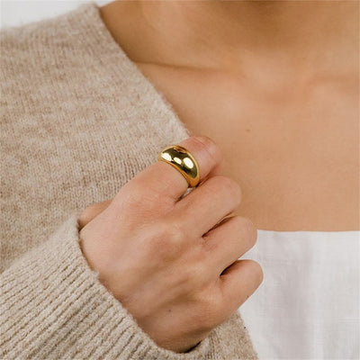 18k Gold Lyra Ring