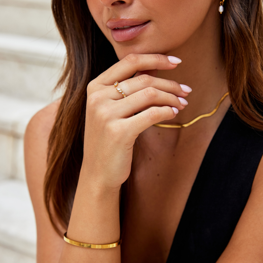 London | Serenity - Gold Vine Crystal Ring