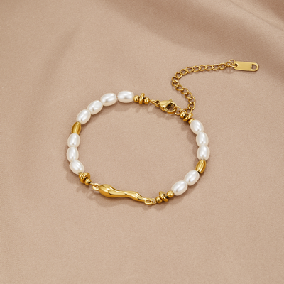 Tatum | Elegant Freshwater Pearl Bracelet